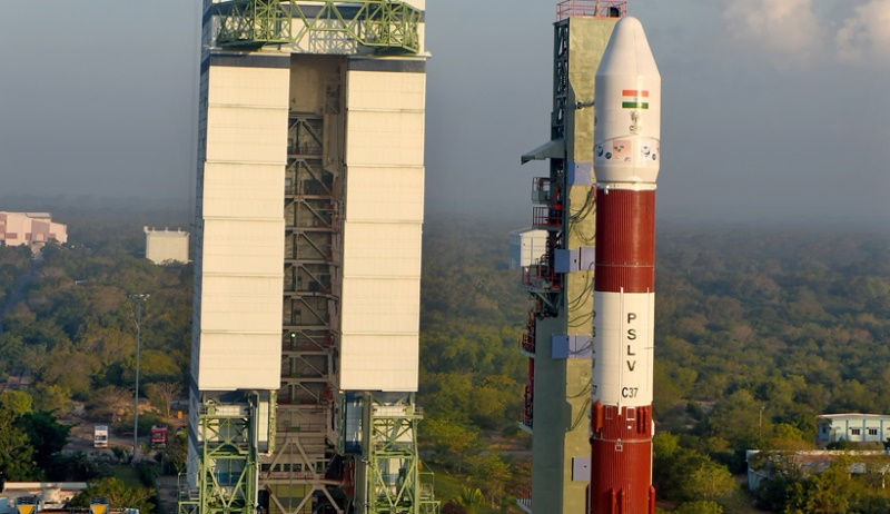 ISRO ने एक साथ 104 उपग्रह प्रक्षेपित कर बनाया विश्व रिकाॅर्ड